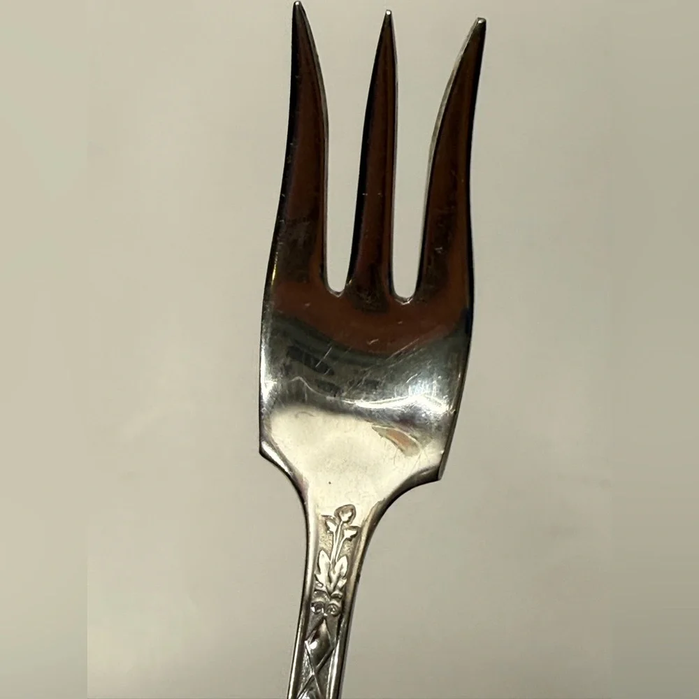 Vintage Stratford Silver‎ Co Special Forks Silverplate Cocktail Appetizer 1 Pc.
